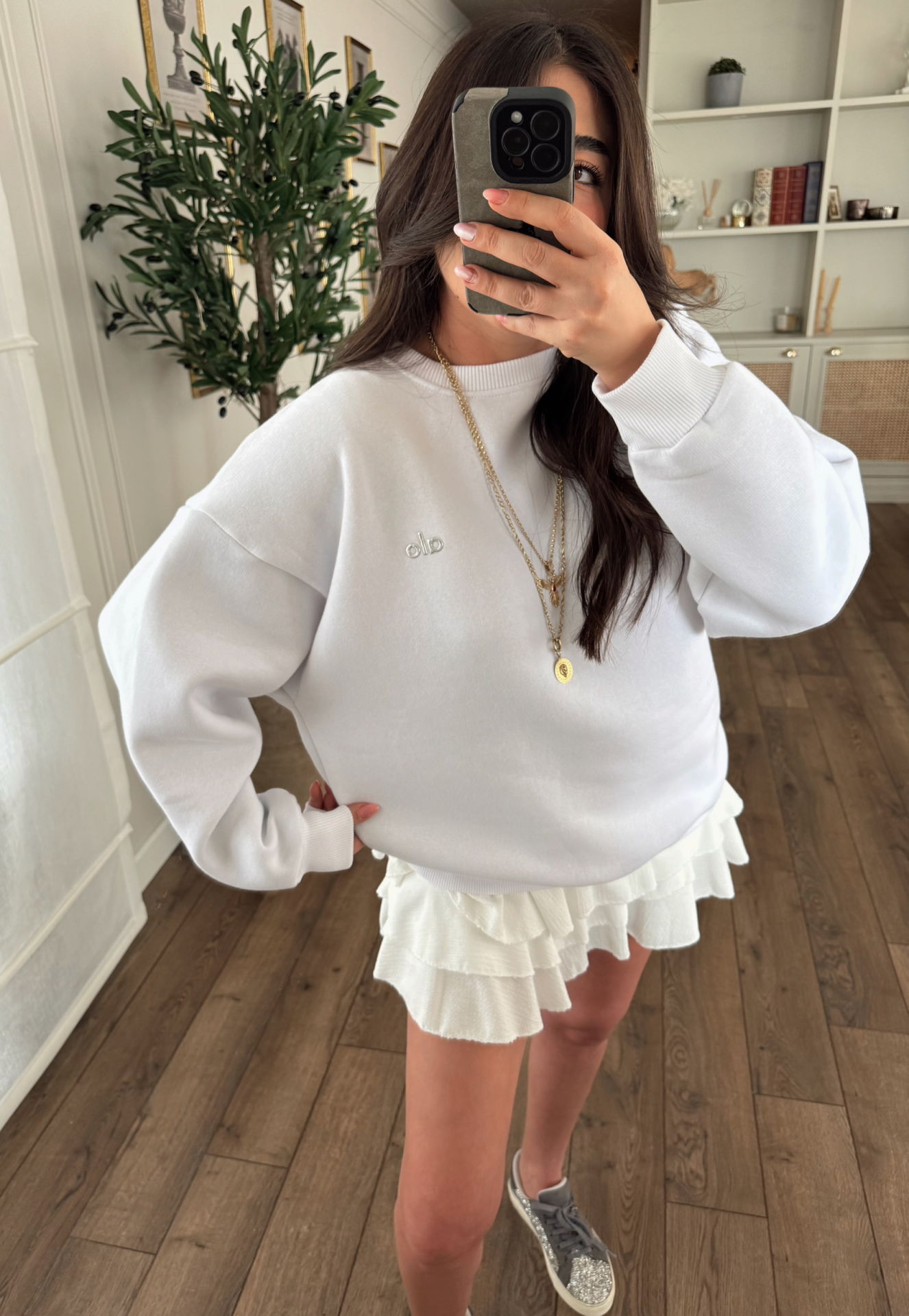 Alo sweatshirt