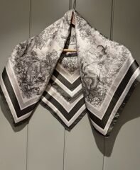 RL Hayvan Desenli Yumuşak Saten Şal