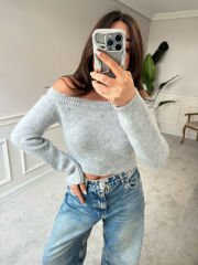 Taşlı düşük omuz yumoş triko açık gri