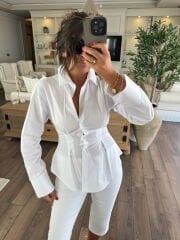 Belden oturtma gömlek