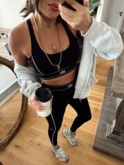 Alo Yoga Şeritli Takım