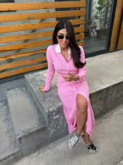 PEMBE TRİKO ELBİSE