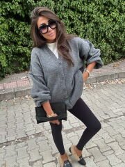 Yumuşak formlu salaş gri hırka