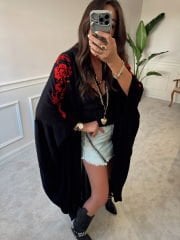 Tasarım nakış detaylı kimono
