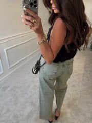 Asimetrik kesim çarpraz dikişli jean