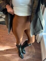 Karol tarçın parlak tayt