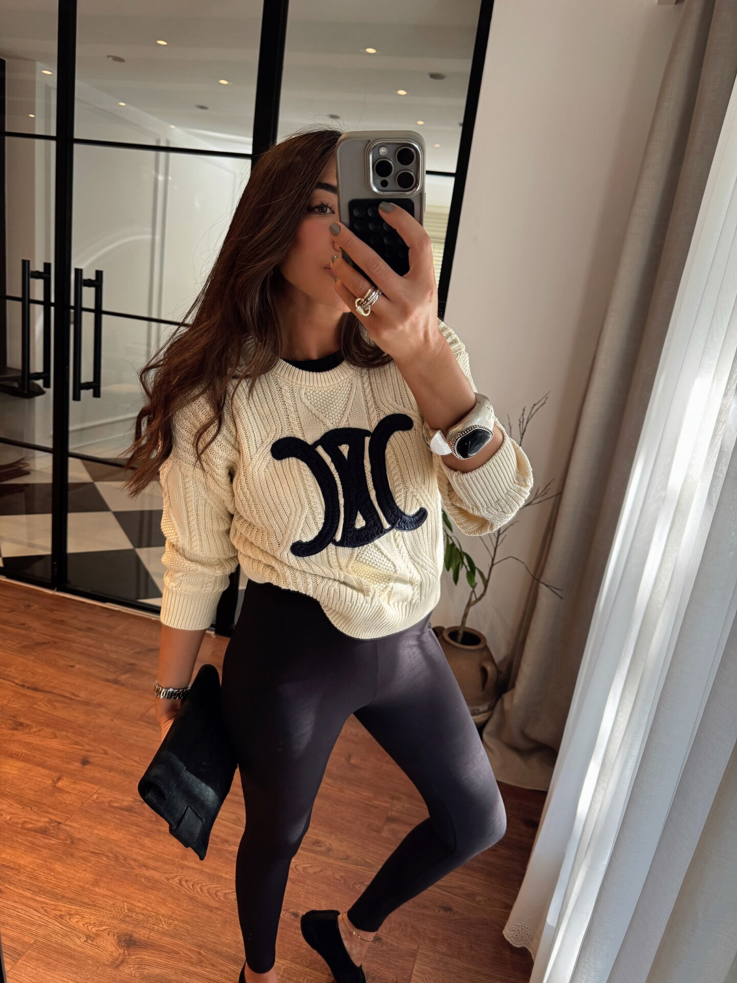 Celine İşlemeli Triko Ekru