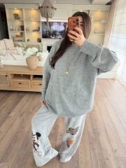 National Oversize Yumoş  Kazak