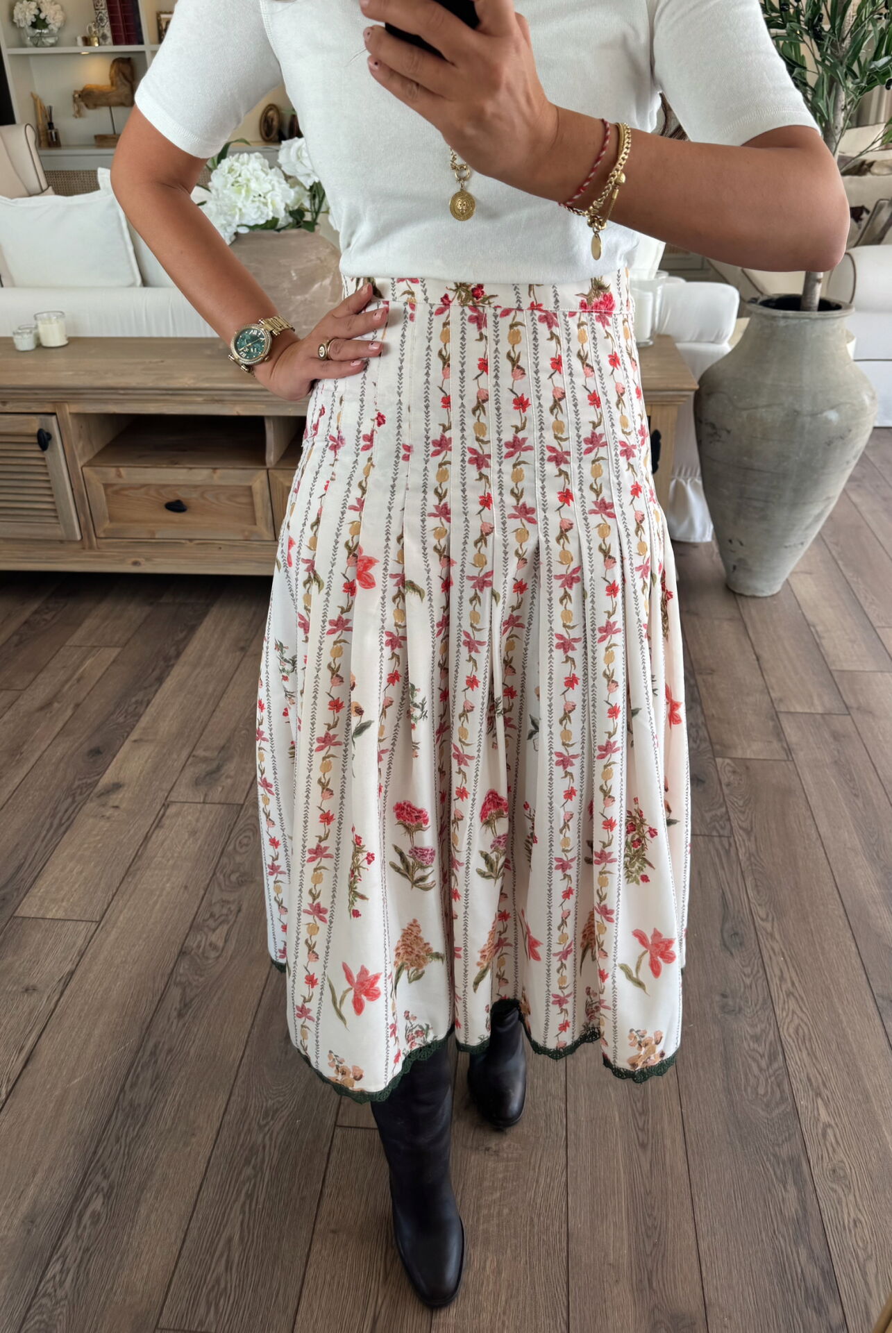 Dantel geçişli romantik etek