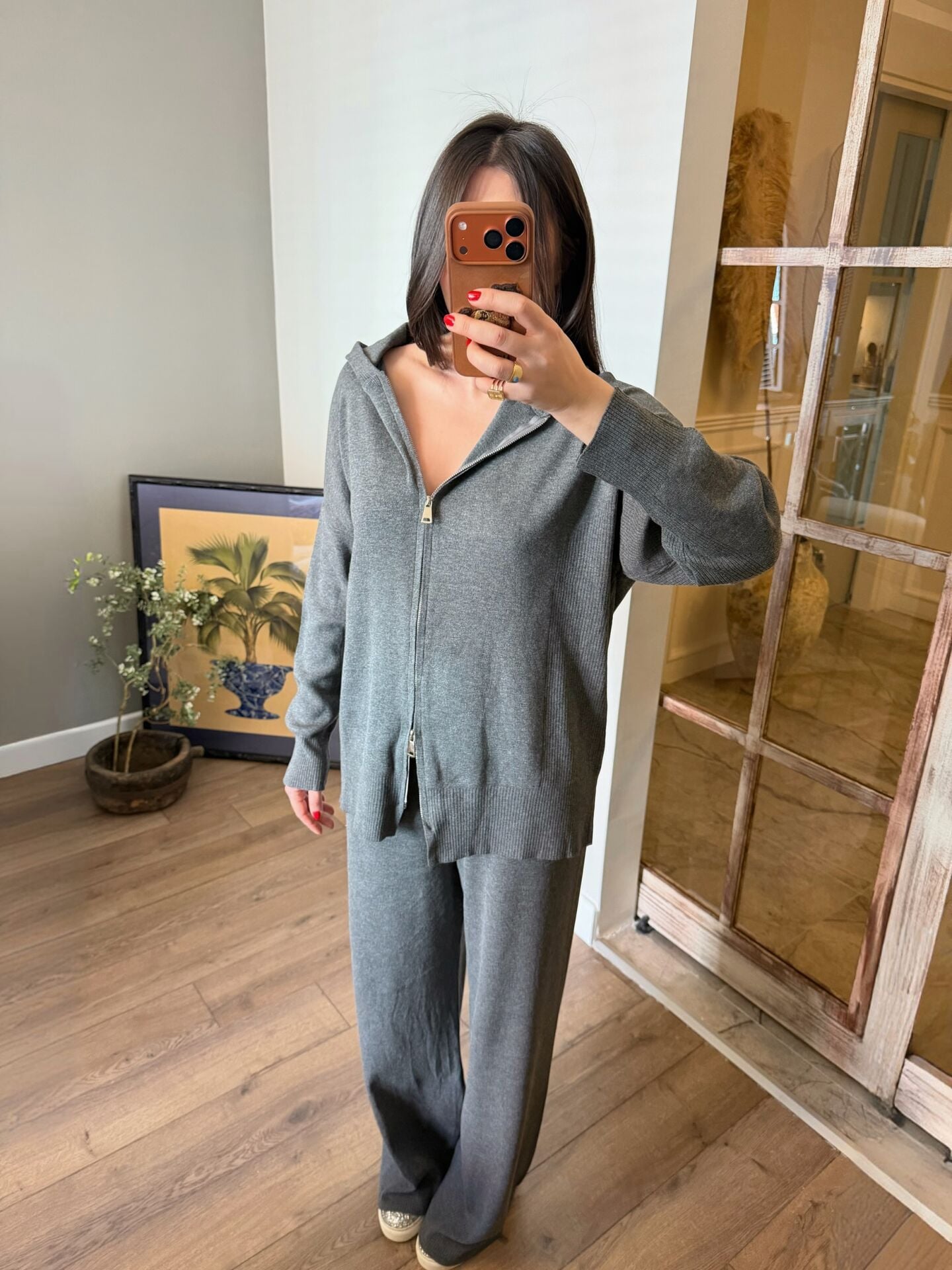 Kapüşonlu Triko Takım