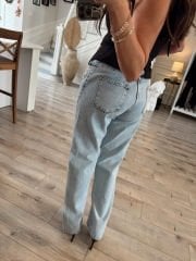 Fiyonk inci taşlı tasarım jean
