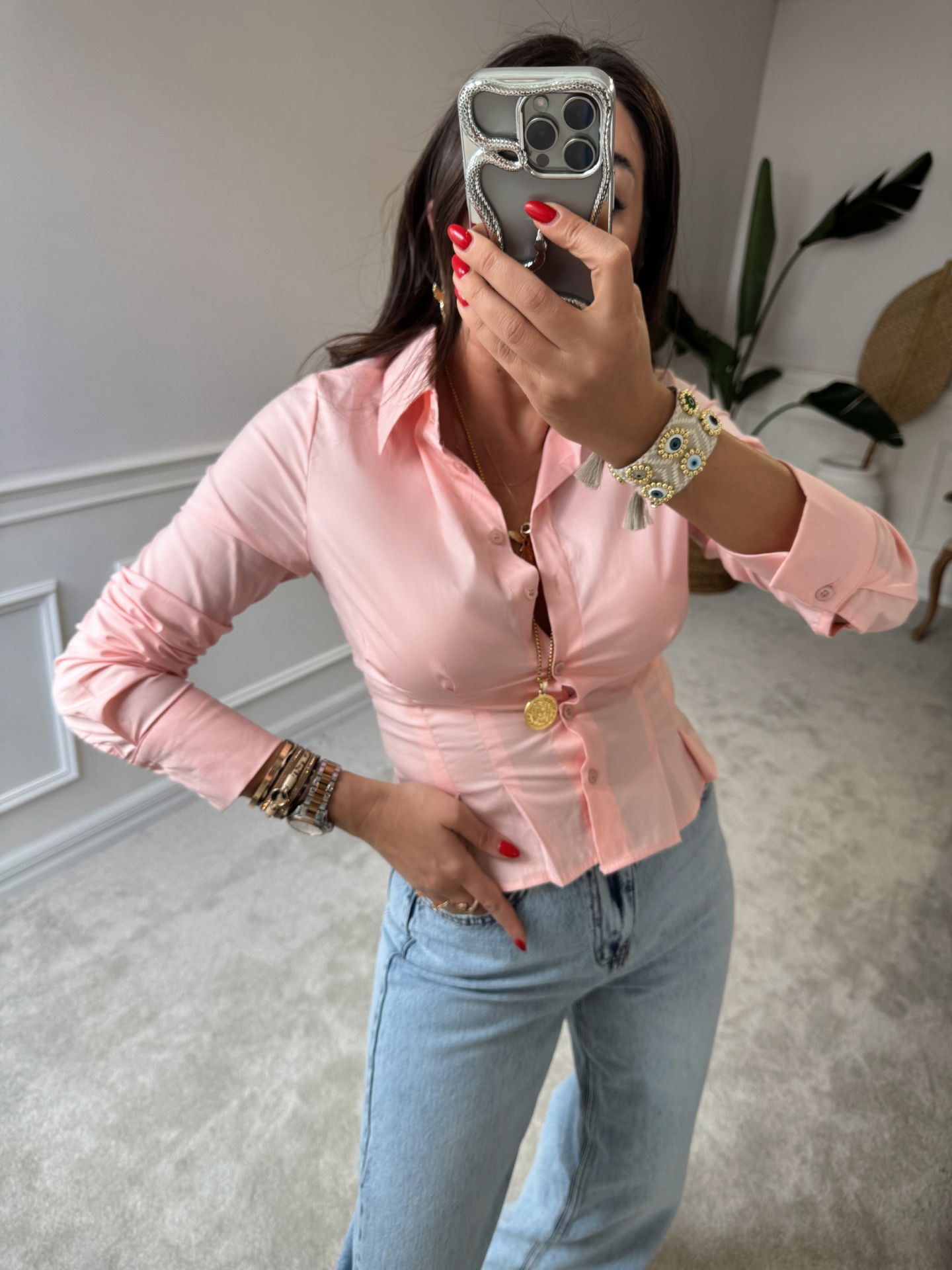 Soft Pinky Bele Oturan Gömlek