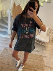 Yıkamalı yırtık detaylı tshirt elbise