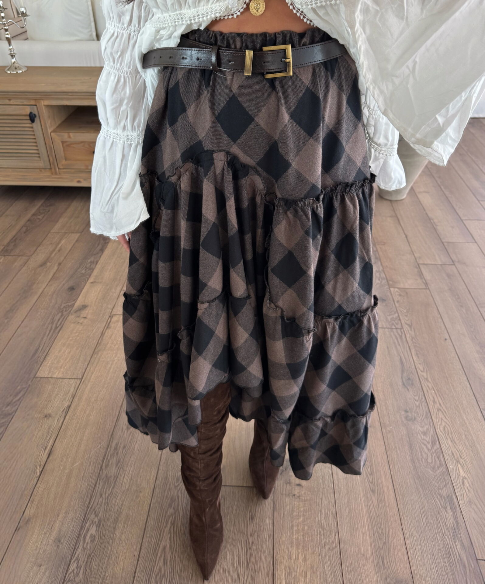 Kahve asimetrik tasarım etek