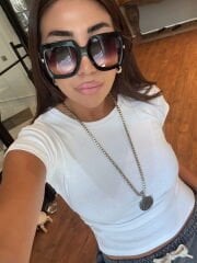 Pamuklu bisiklet yaka basic beyaz