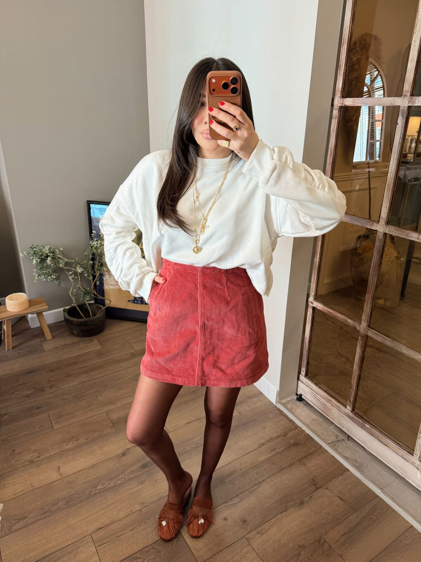 Gülkurusu Kadife Etek