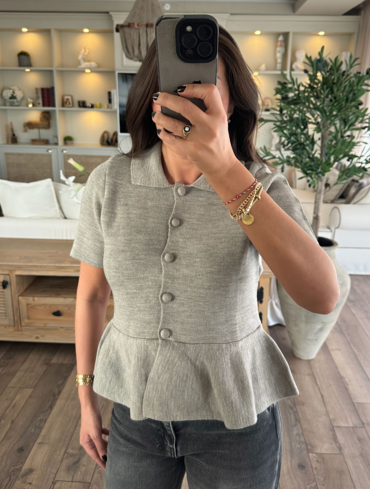 Düğmeli vizon hırka