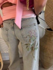 Arkası işlemeli jean