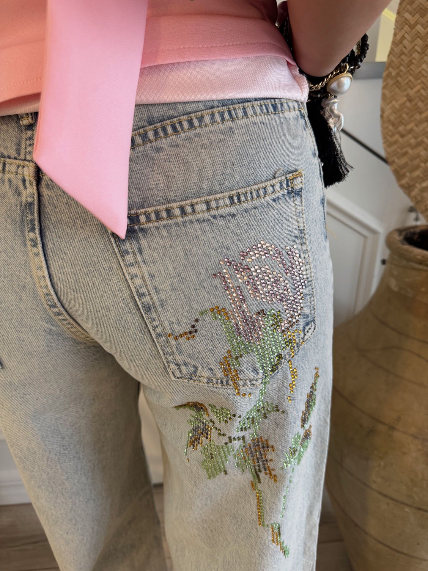 Arkası işlemeli jean