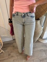 Arkası işlemeli jean