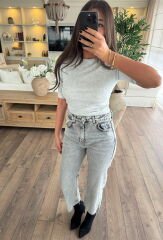 ZRA boyfriend jean