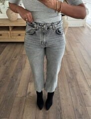 ZRA boyfriend jean