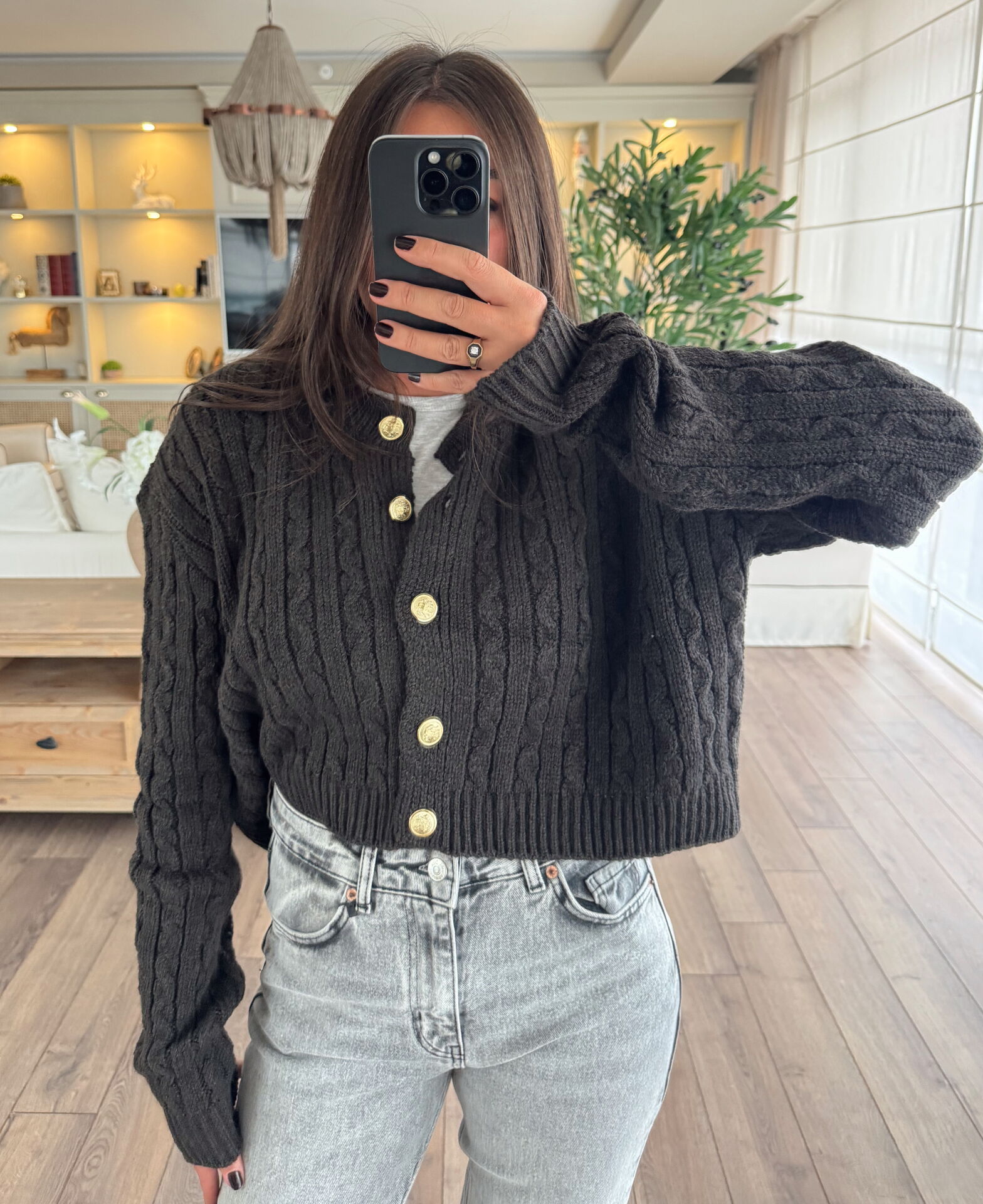 Gold düğmeli hırka