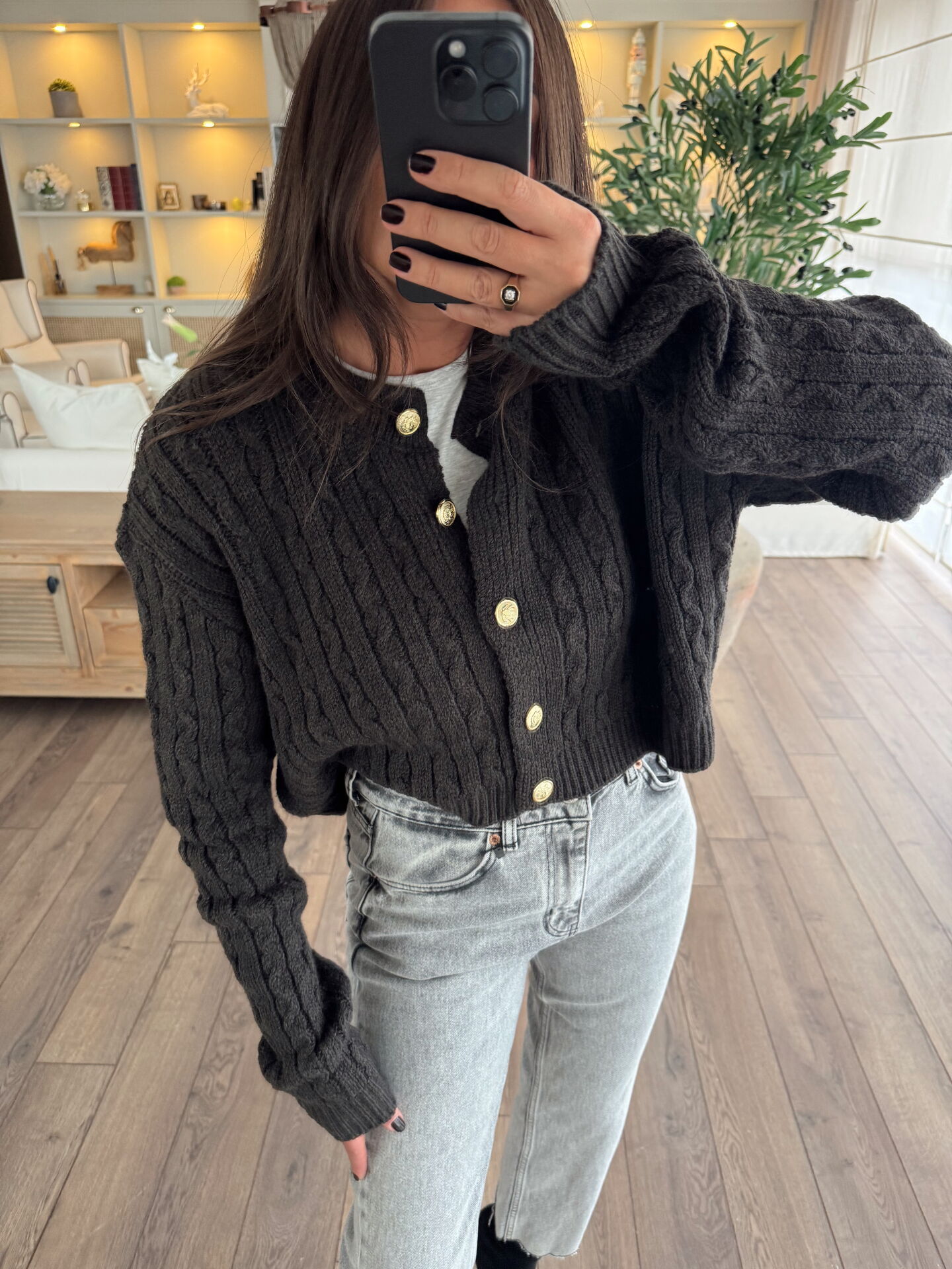 Gold düğmeli hırka