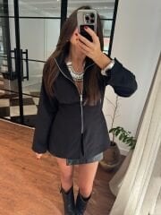 Siyah belden oturan fermuar detaylı poplin gömlek