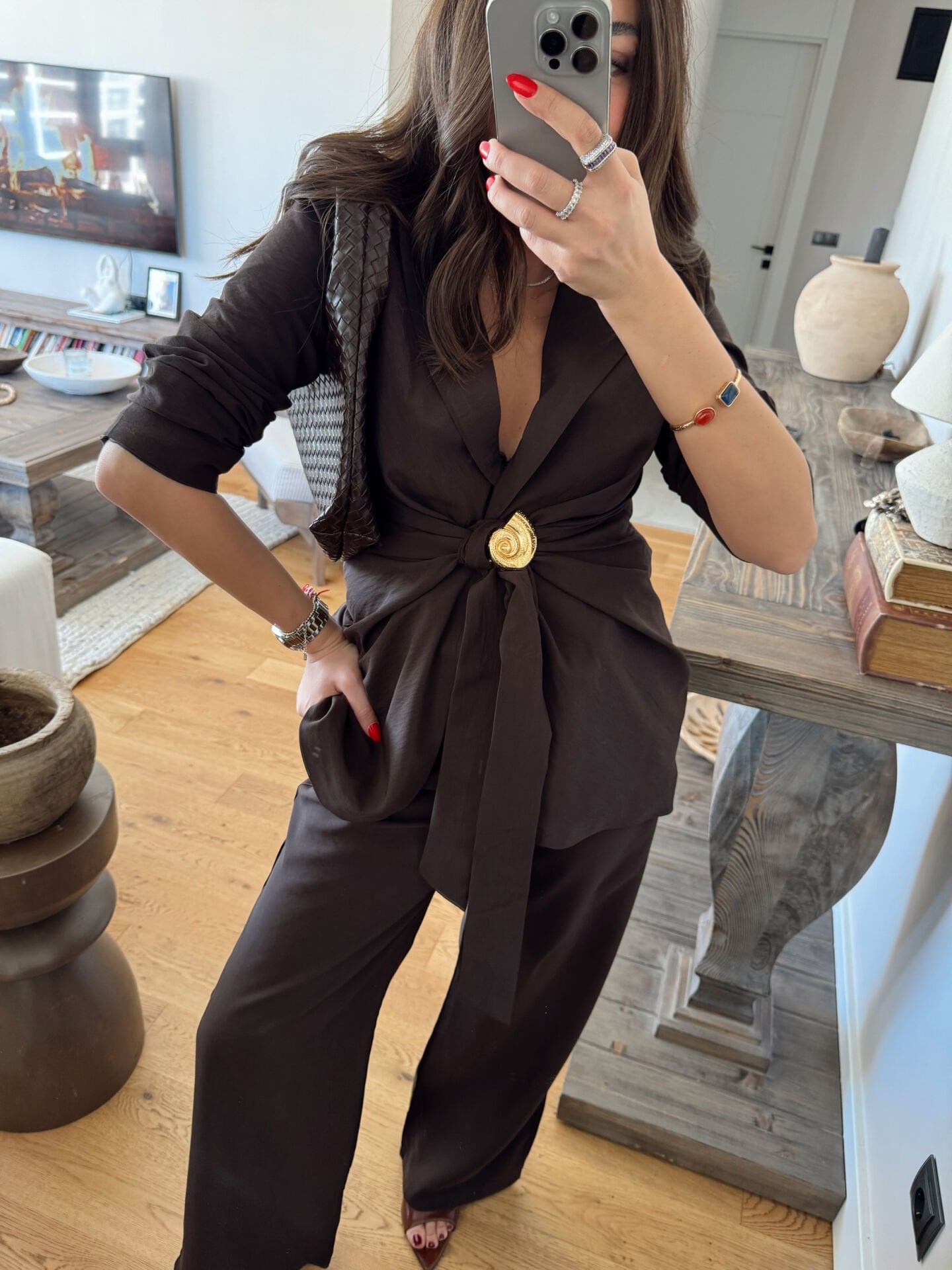 Midye tokalı tensel takım acı kahve