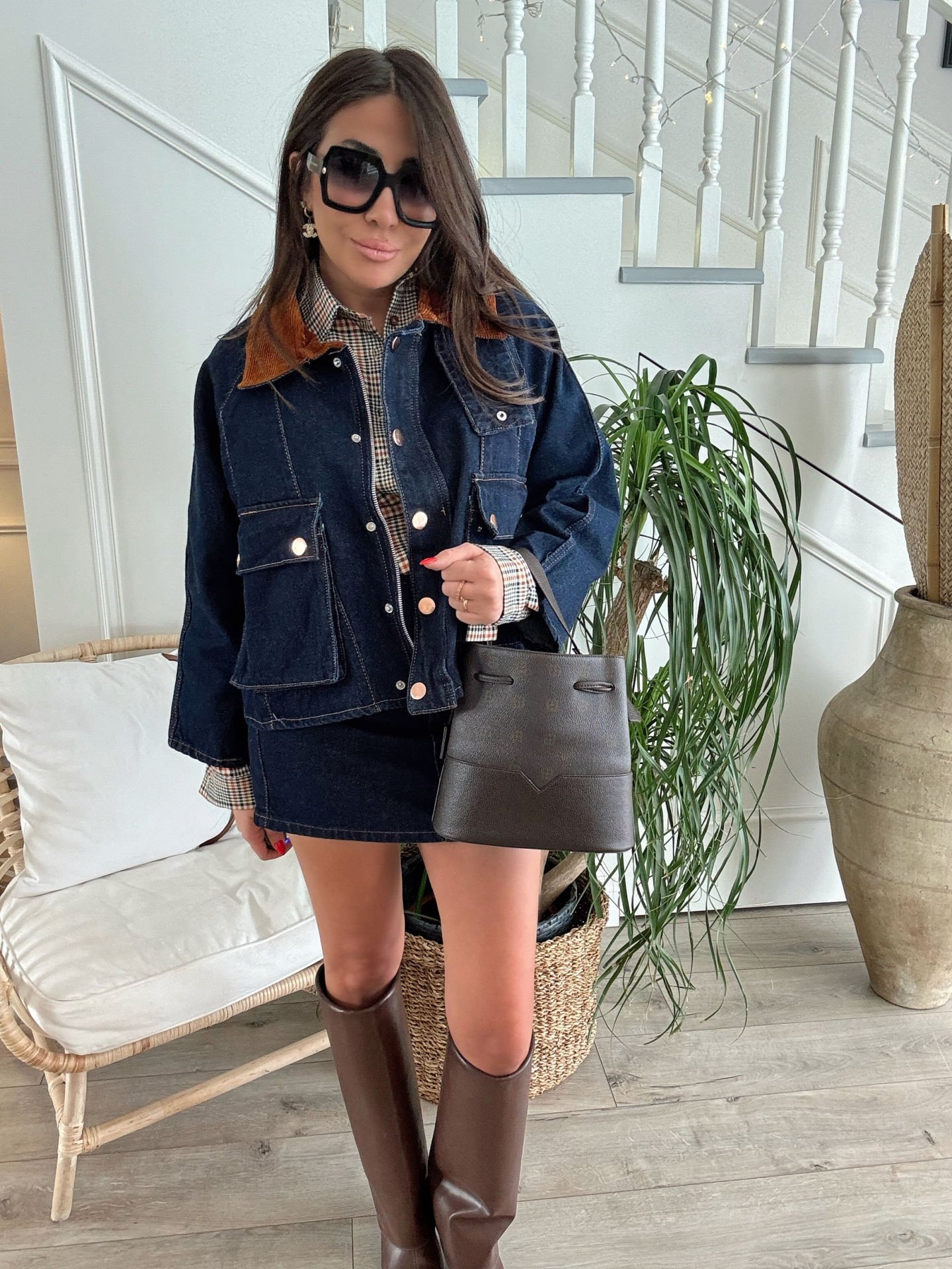 Kadife yakalı 2’li denim takım