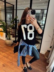 87 Siyah Kabartma Motifli Triko