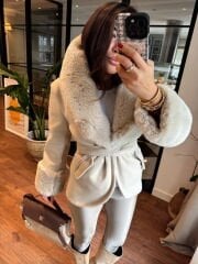 Vizon oval kürklü kaşe ceket