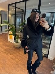 Siyah oval kürklü kaşe ceket