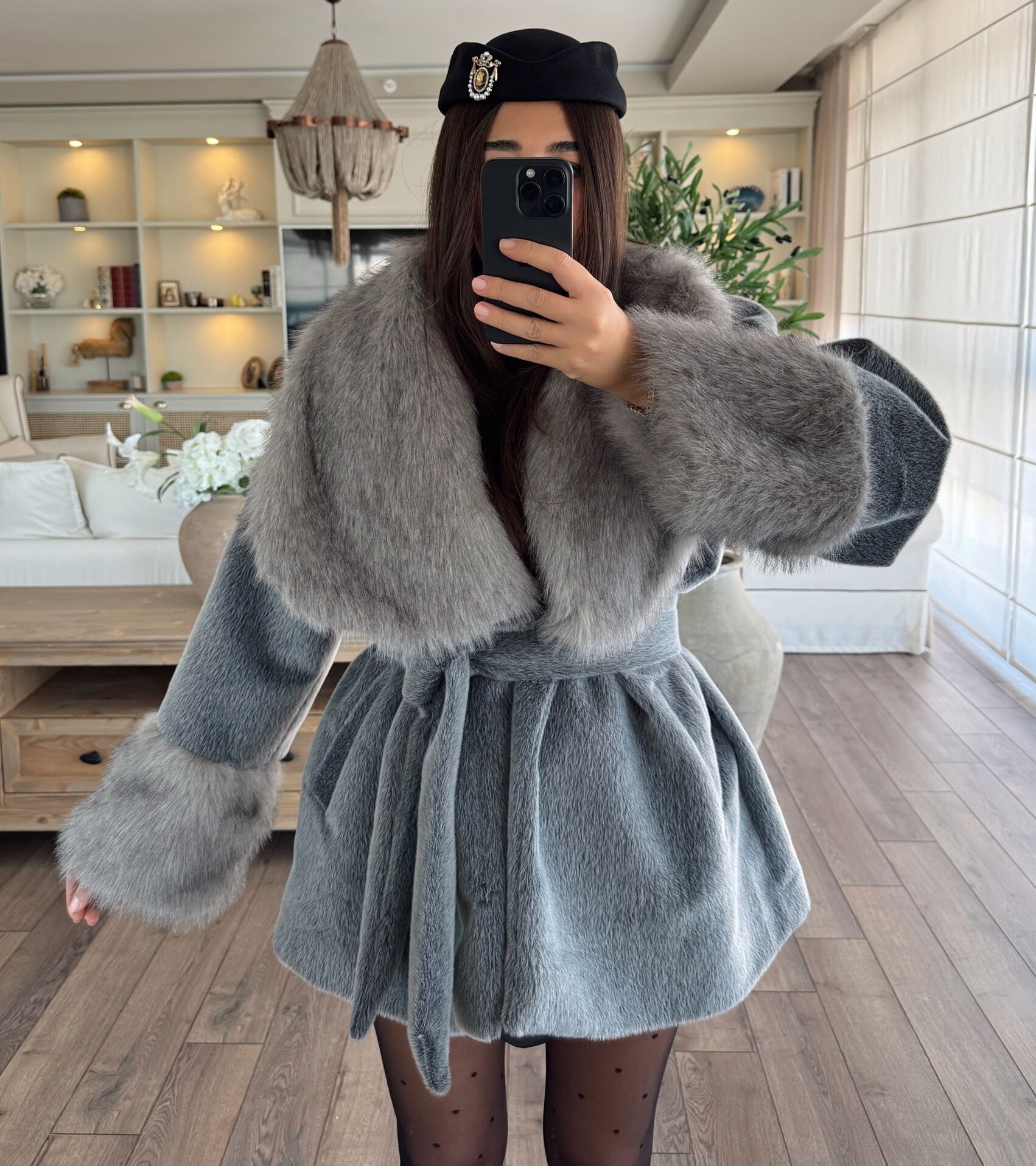 Kürk detay sakallı kaşe kaban