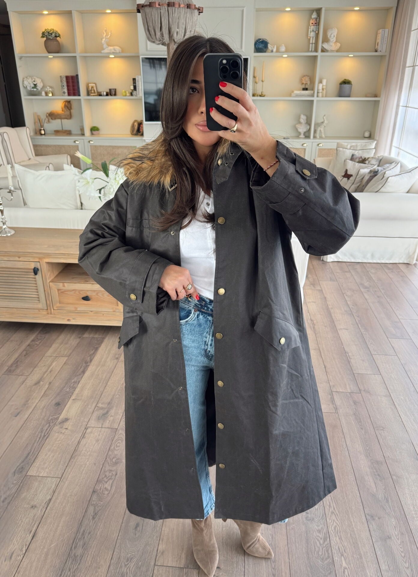 Kürk yaka mumlu parka