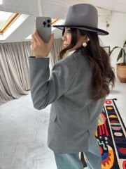 Kuşaklı maskülen vatkalı gri ceket