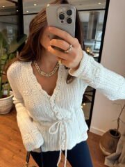 Yumoş ponponlu kuşaklı ekru hırka