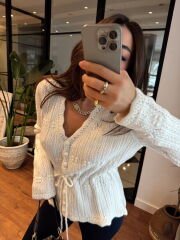 Yumoş ponponlu kuşaklı ekru hırka