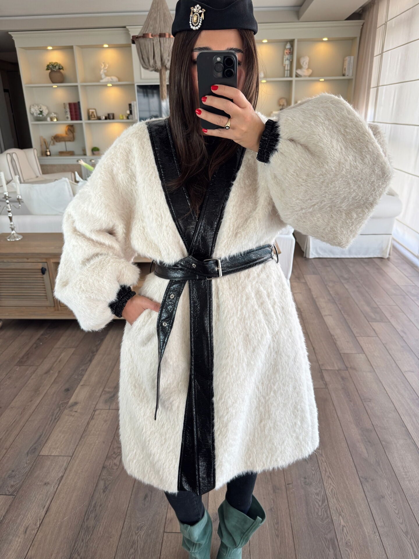 KATE PREMIUM PELUŞ KÜRK CEKET/ KABAN (Ekru Renk)