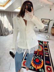 Dantelli Vatkalı Ceket Beyaz