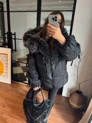 Kürklü kolu fiyonklu şişme mont (siyah)