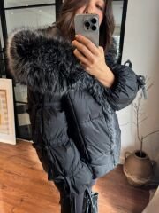 Kürklü kolu fiyonklu şişme mont (siyah)