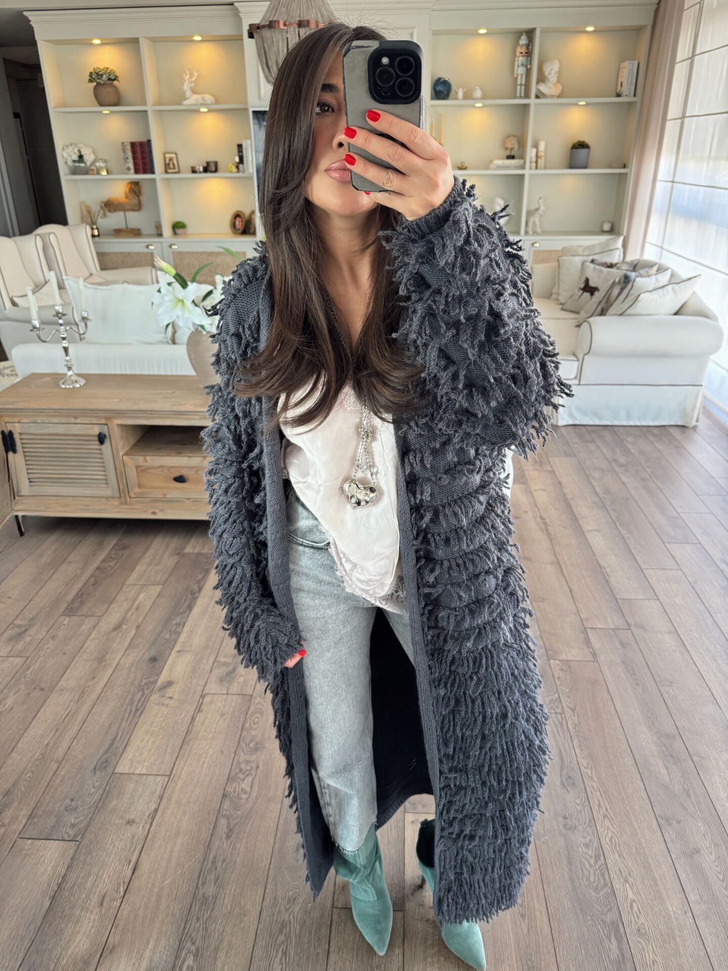 Saçaklı antrasit  maxi hırka