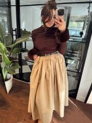 Bileği kürklü drapeli acı kahve bluz